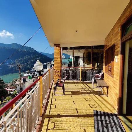 Hotel Surya Lake View ナイニタール エクステリア 写真