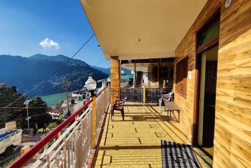 Hotel Surya Lake View ナイニタール エクステリア 写真
