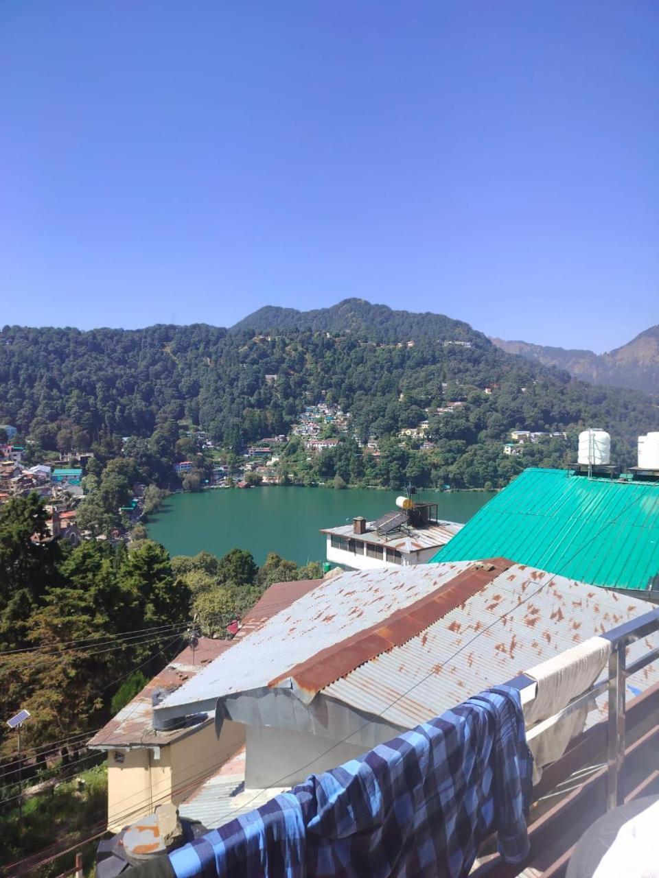 Hotel Surya Lake View ナイニタール エクステリア 写真