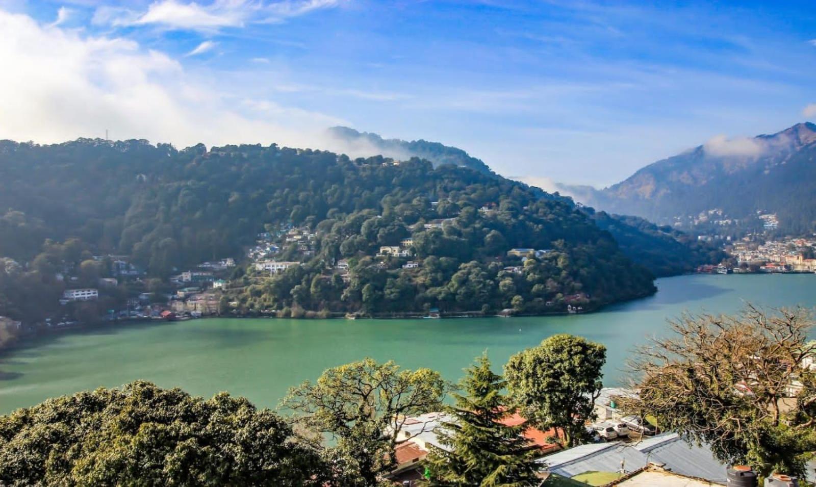 Hotel Surya Lake View ナイニタール エクステリア 写真